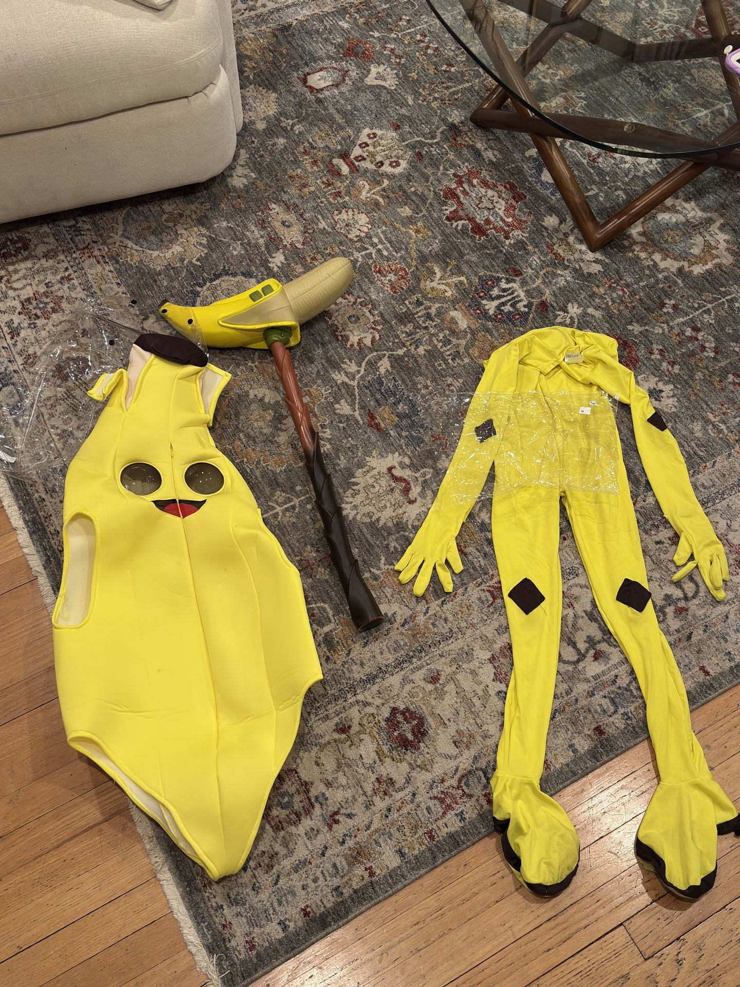 Fortnite Peely Costume Kids w/ Pickax YM (youth Medium)