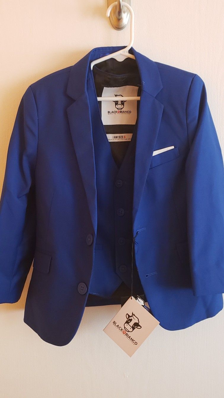 ROYAL BLUE TUXEDO