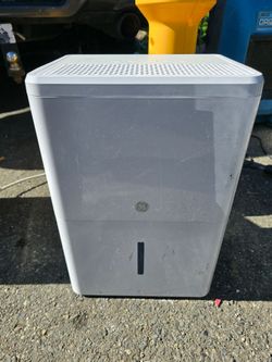 GE Energy Star Portable Dehumidifier 22.83pt Capacity