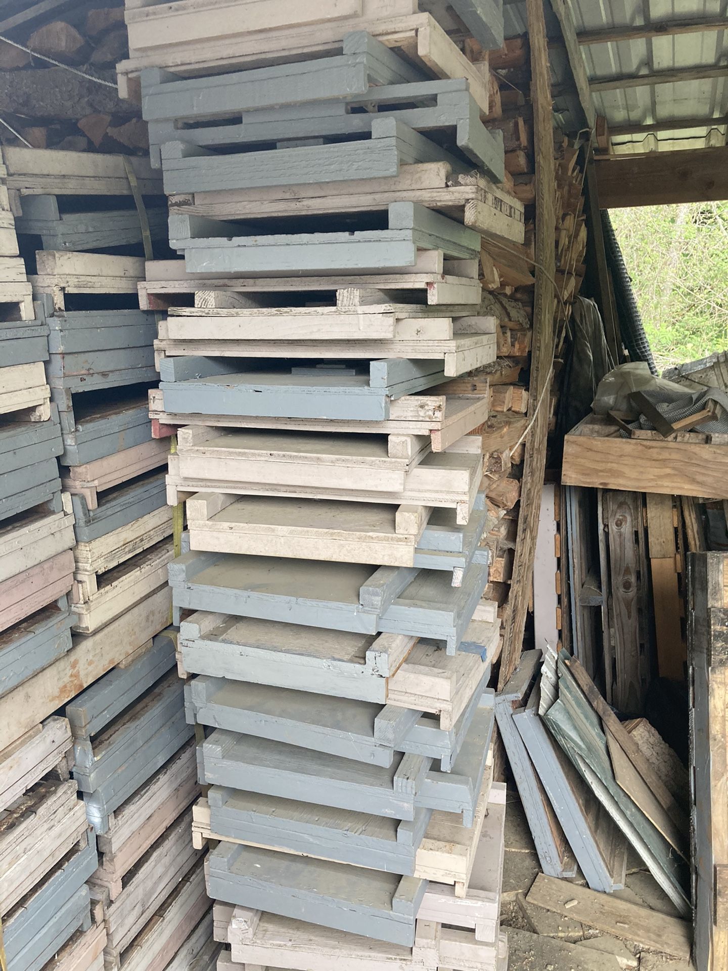 Beekeepers supply