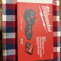 Milwaukee M18 Battery Kit