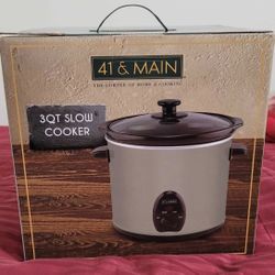 41 & Main "The Corner of Home & Cooking" 3-Quart Slow Cooker.