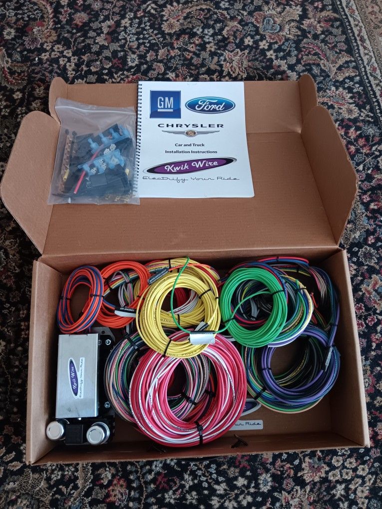 Brand NEW 22 CIRCUIT KWIK WIRE SET FOR CAR AND TRUCK!!!