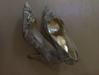 INC International Concepts size 8 1/2 M leather