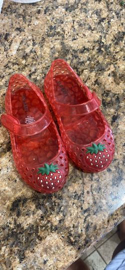 Girls’ jelly sandals - used