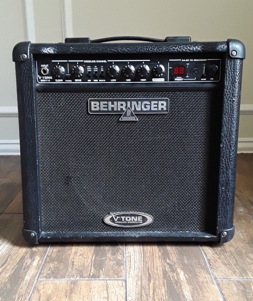 Behringer V-Tone GMX110 Guitar Combo Modeling Amp with Jensen Speaker