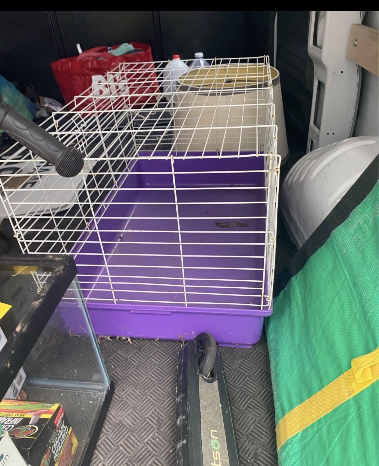 Miller Pet Lodge Lager Plastic Rabbit Hutch Puppy 