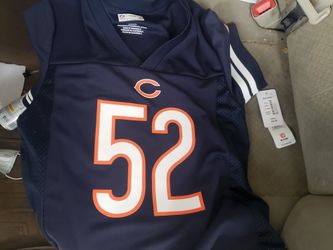Is Chicago Bears women's Jersey size a small