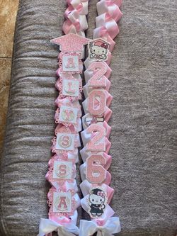 Custom Graduation Leis!