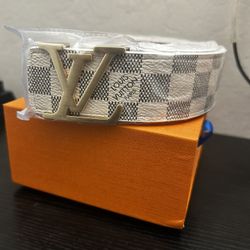 Azure Damier Belt (100$)