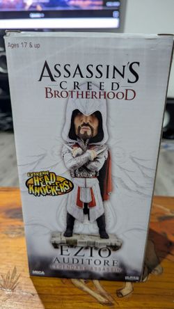 Assassin's Creed Brotherhood Ezio Figure by Head Knockers New Xbox PlayStation PC