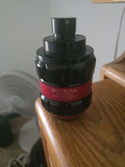 Edp victor and rolf spicebomb parfume