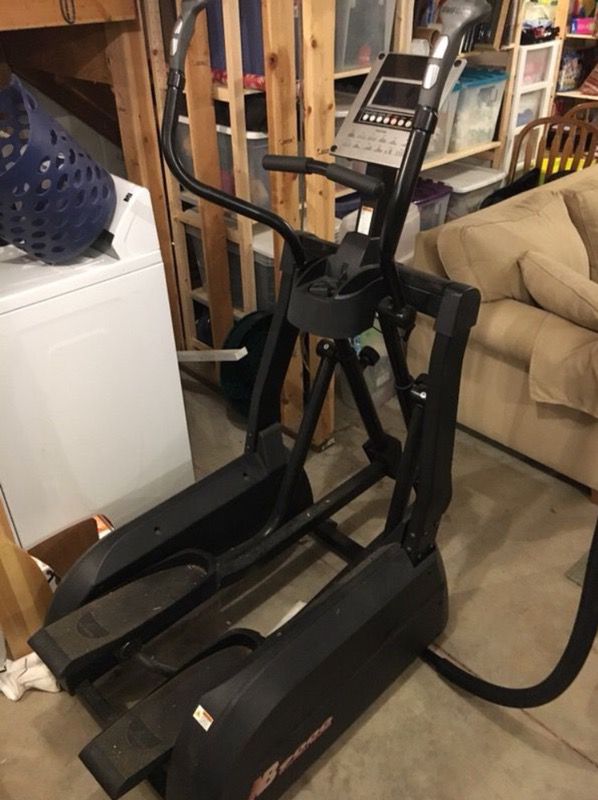 touch Grind adjective New Balance 9000 Elliptical Trainer for Sale in Guilford, CT - OfferUp