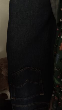 Levi’s dark blue pants