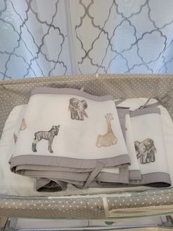 BreathableBaby Breathable Mesh Animal Pattern Crib Liner