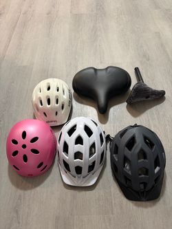 helmet and bike seats bundle