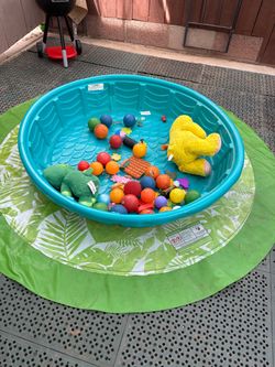 FREE Kids Plastic Kiddie Pool Ball Pit