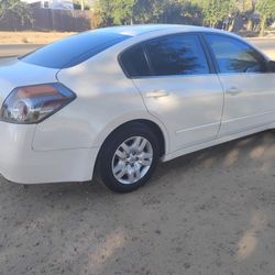 2011 Nissan Altima 