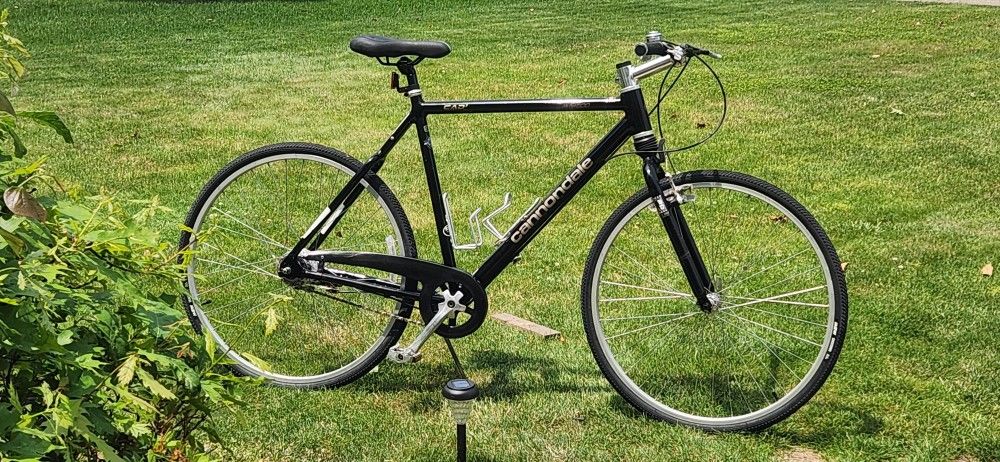 CANNONDALE SILK PATH 500 (Rare Bike) - Beautiful Black And Tan In Color , USA Hand Made , Aluminum Bike Frame , Head Shoc , Hard Tail , Nexus Enternal