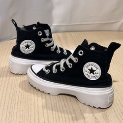 Converse Chuck Taylor All Stars High Lugged Black & White Canvas Girls Sz 12