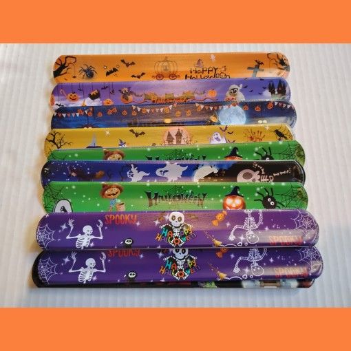 Halloween snap-on bracelets lot of 40