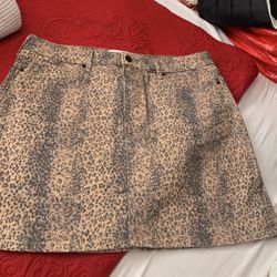 New Dear John Snow Leopard Mini Skirt
