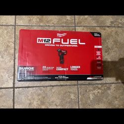 Milwaukee M12 FUEL SURGE Hydraulic Driver Kit