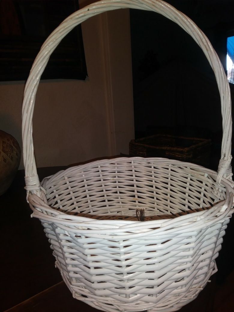 White Basket(Perfect for Easter)