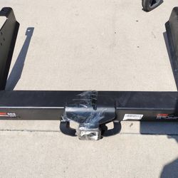 Curt Commercial Duty Class 5 Hitch 2-1/2" Trailer Hitch
