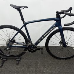 54cm 2023 Trek Émonda SL 6 AXS – Carbon Road Bike, SRAM Rival eTap AXS 12-Speed, Disc Brakes CARBON WHEELS  For sale: 2023 Trek Émonda SL 6 AXS road b