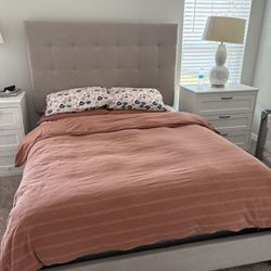 Upholster Queen Bedroom Set