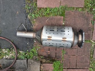Catalytic Converter with Heat Shield