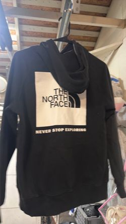 Black North Face women’s small