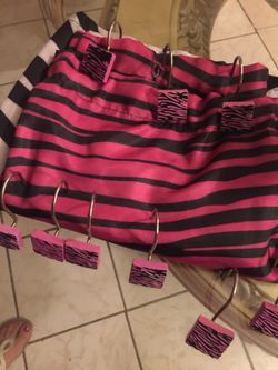 Shower curtain w/pins or holder