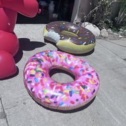 2x Donuts 🍩 Floating 