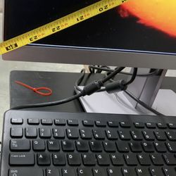 🎊 HP Business 23.8" Full HD LED LCD Monitor. Tilt, Swivel, Pivot and Adjust the Height... Value $150