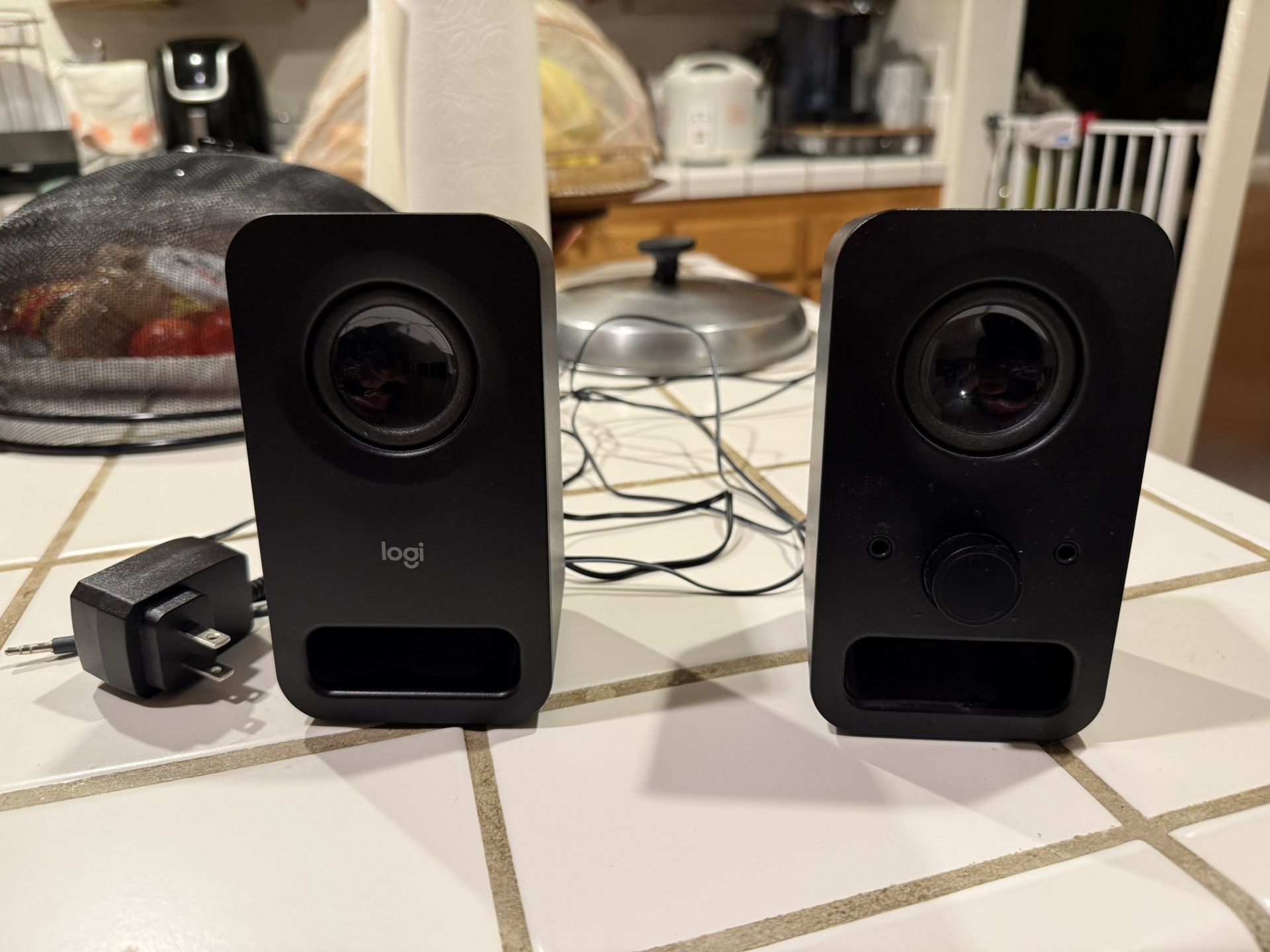Logitech z150 2.0 Computer Speakers