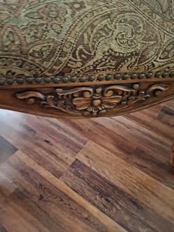 Accent chair
