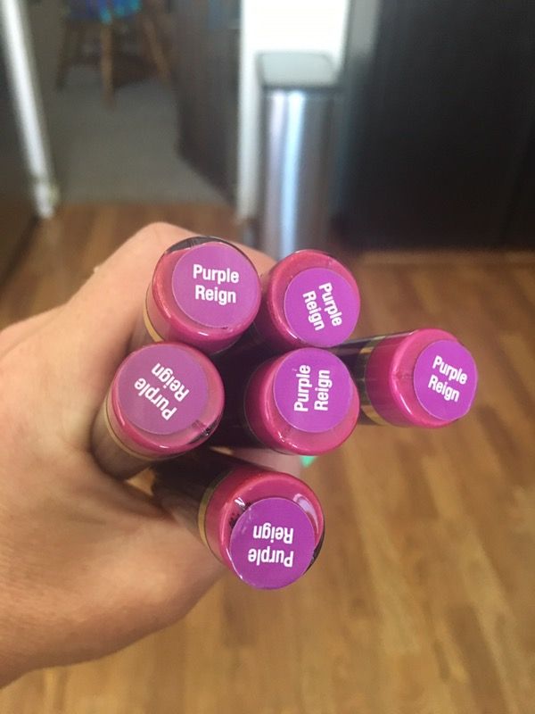 Lipsense purple reign, Bella in stock