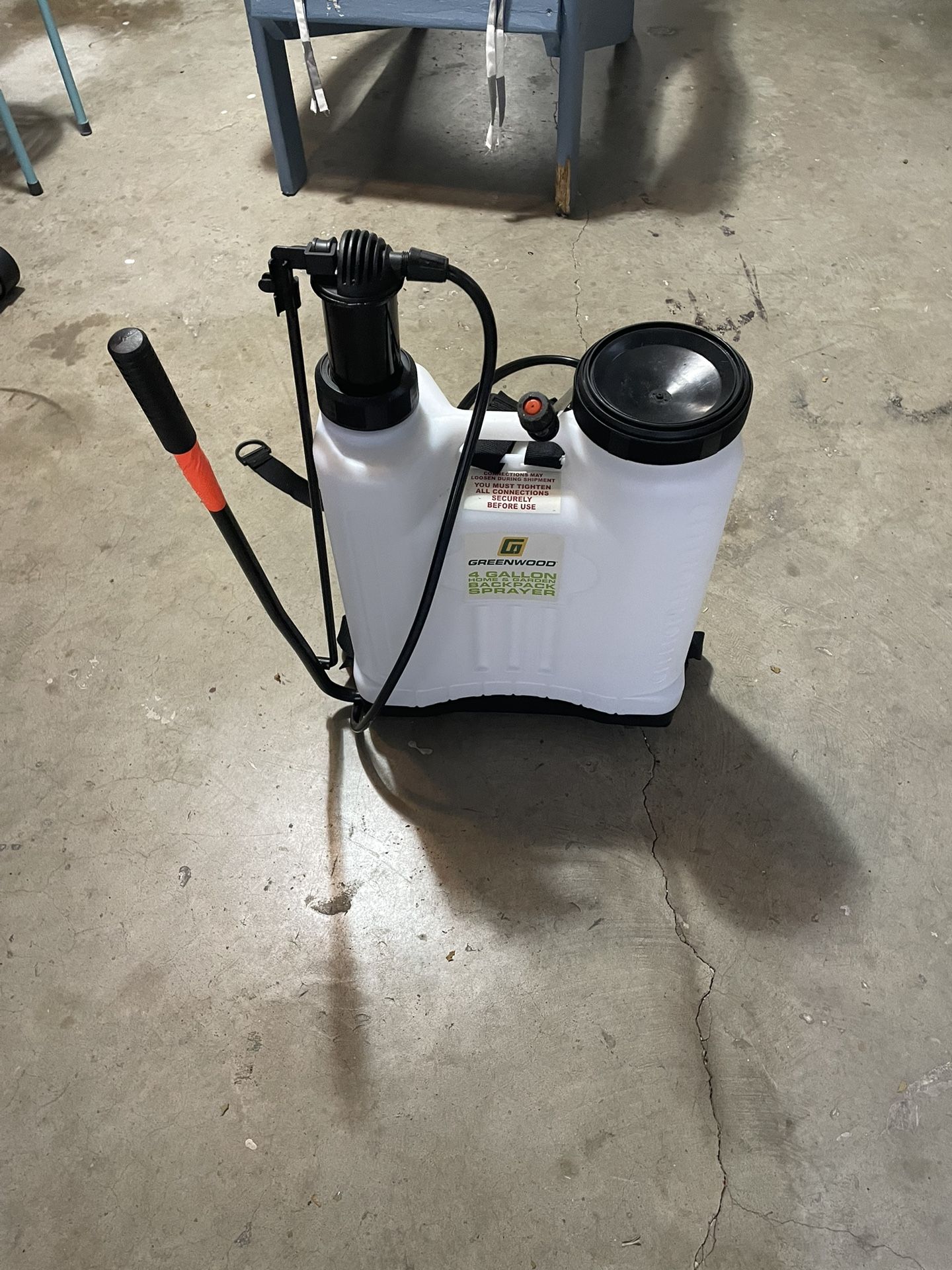 4 Gal Weed Killer, Exterminator Sprayer