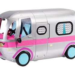 LOL Surprise OMG 4 In One Glamer Fashion Camper 