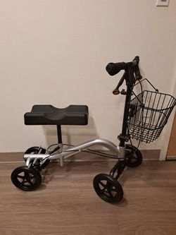 Nova Knee Scooter