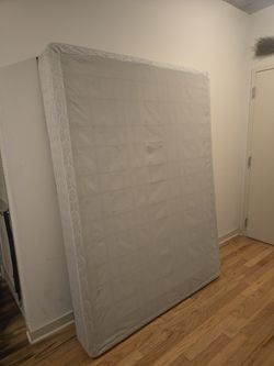 QUEEN BOX SPRING