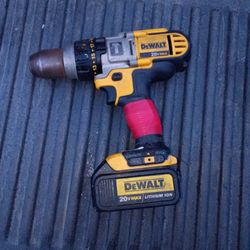 DeWalt Hammer drill W/3ah 20v Battery 