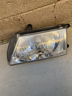 Isuzu Rodeo/Honda Passport 2003 headlights