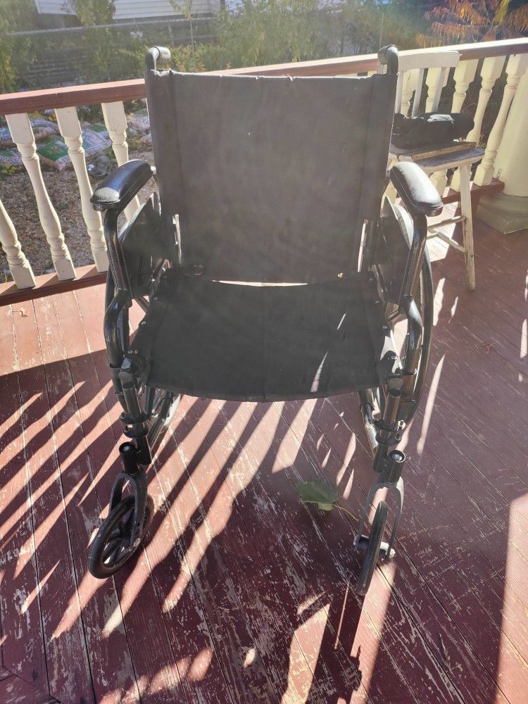 Wheelchair 20-in Seat Good Condition Extra Seat Pad $35 Firm