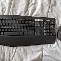 Logitech Wireless Mouse & Keyboard