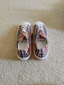 Bubery Shoes Size 7_7 And Haft