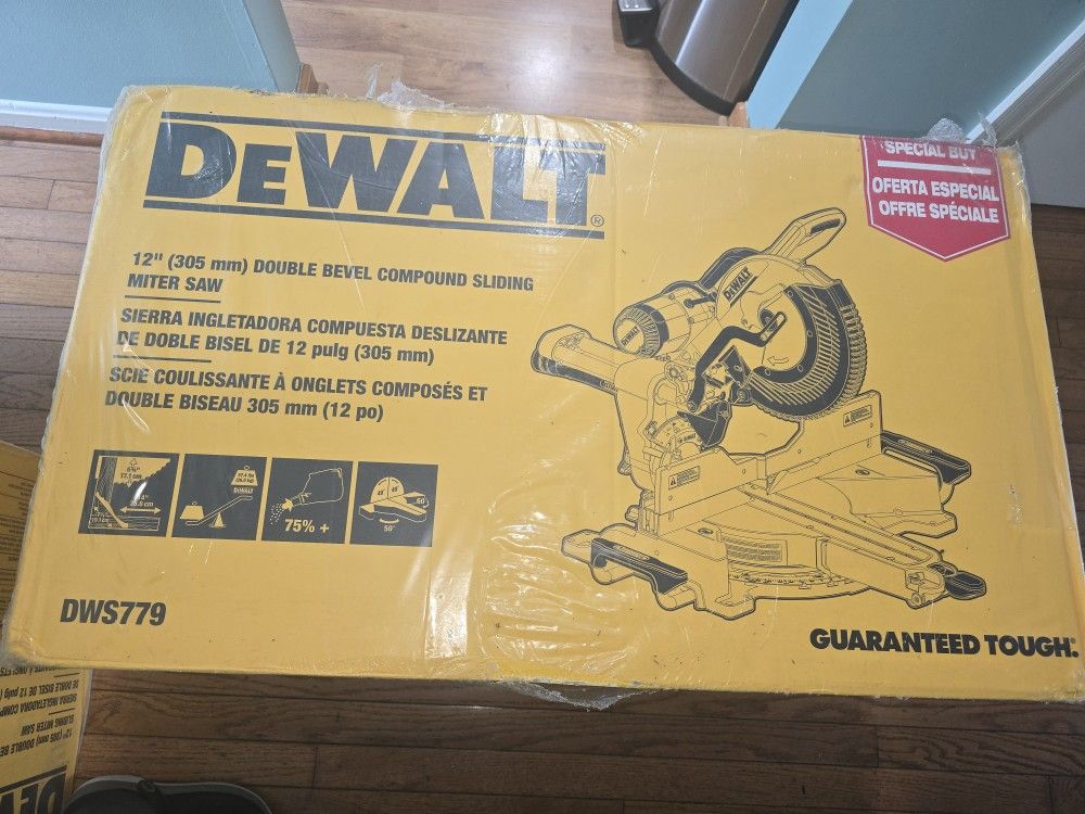 DEWALT
15 Amp Corded 12 in. Double Bevel Sliding Compound Miter Saw, Blade Wrench and Material Clamp