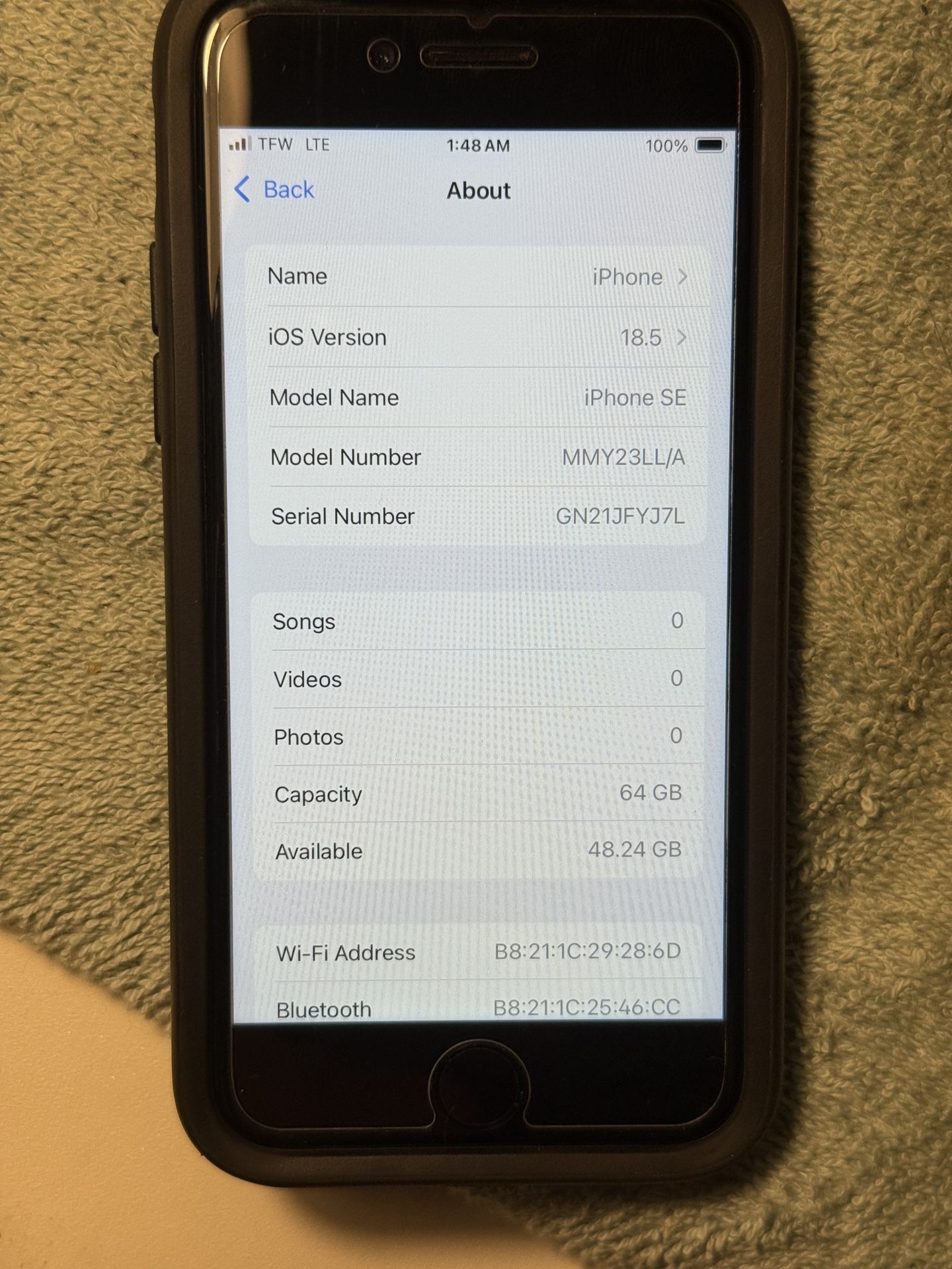 Unlocked Brand New Apple iPhone SE 3rd Gen 64gb Black.